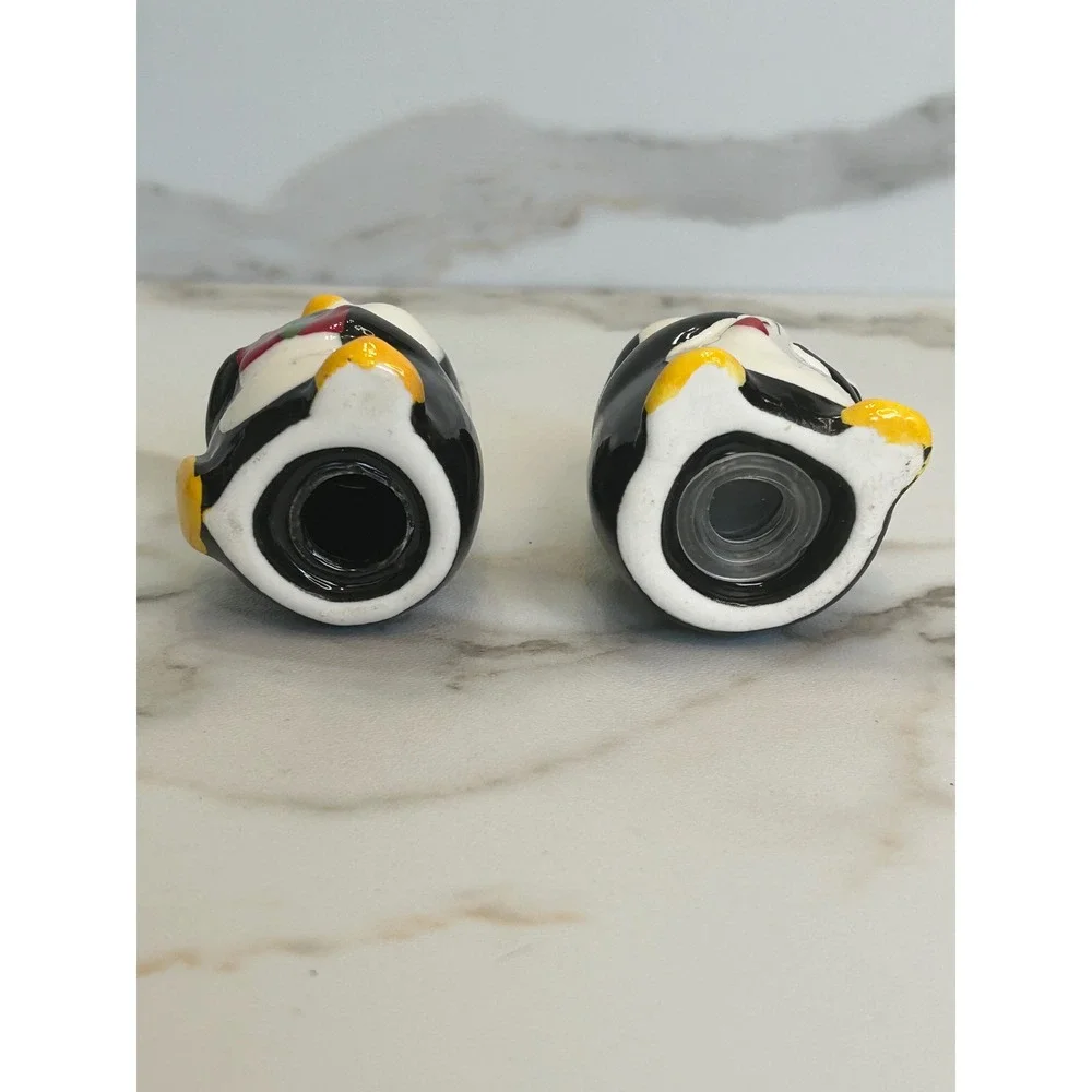 Christmas Penguin Salt and Pepper Shakers Set Santa Hat Gift Candy Cane Ceramic
